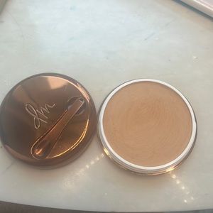 COPY - Danessa Myricks Beauty- Yummy Skin Blurring Balm Powder, shade 5. light …